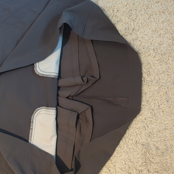 Woolrich Green grey khaki skirt skort with shorts, pockets, zip s small - Picture 5 of 8